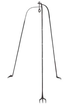 Stor trefod i stål til bål