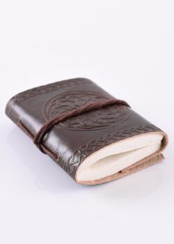 Lille notesbog med præget læderomslag