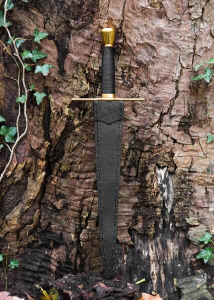 Templar Dagger by Paul Chen