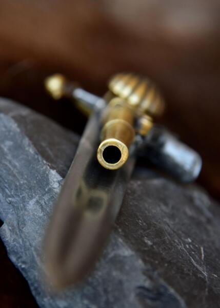 Dekorations pistol-dolk