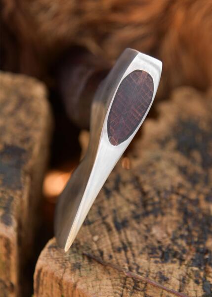 Lille vikingeøkse – dekoreret