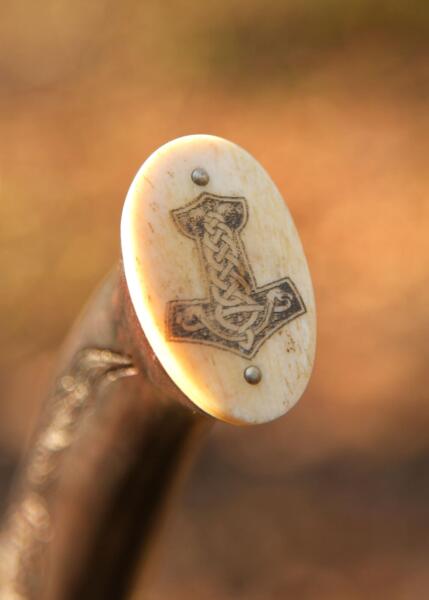 Lille vikingeøkse – dekoreret