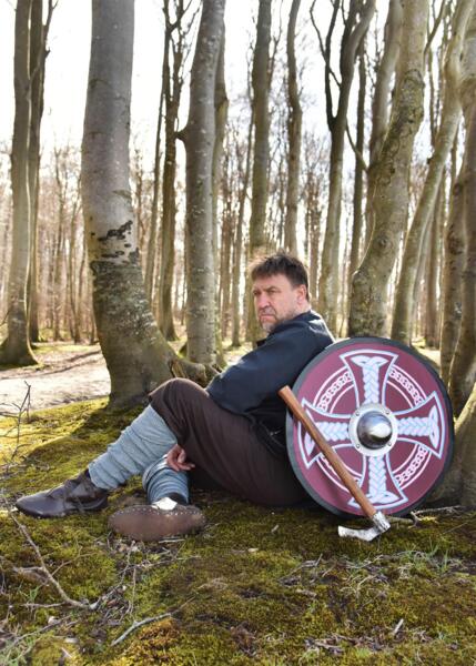 Vikinge Rundskjold med Keltisk Kors