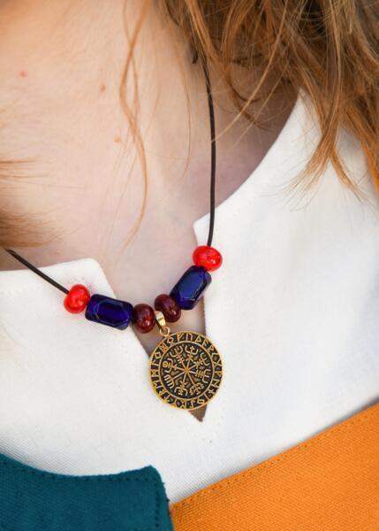 Halskæde med Vegvisir Vedhæng