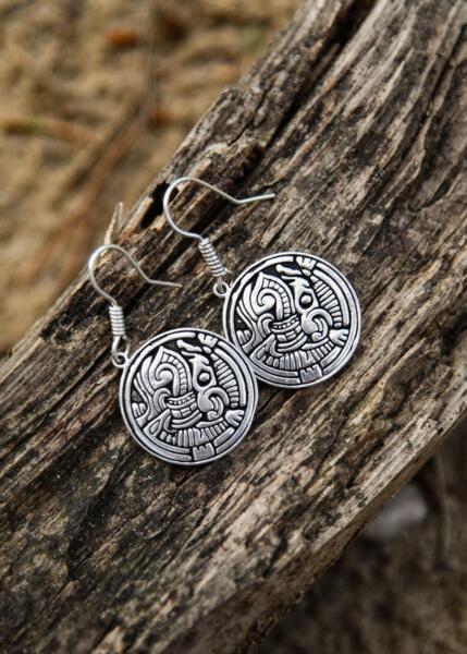 Øreringe med Gripping Beast Motiv