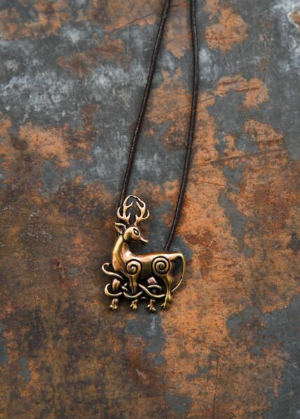 Keltisk hjortevedhæng i bronze