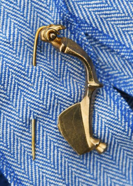 Trompetfibula i messing