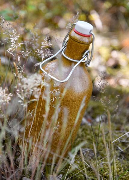 Keramisk flaske med patentlukning