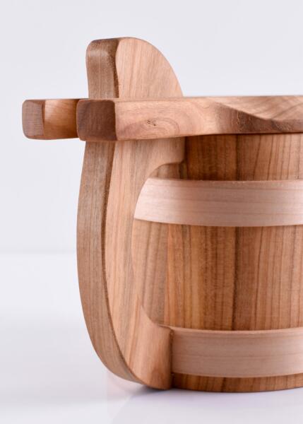 Ølkrus i træ 0,5 liter med låg