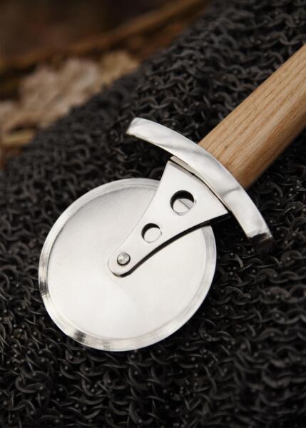 Pizzaskærer formet som vikingesværd