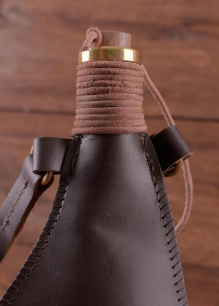 Læderflaske – ca. 0,5 liter