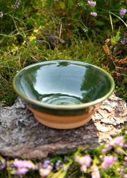 Historisk skål i ler – håndlavet