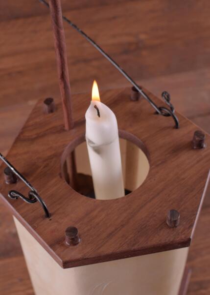 Middelalder lanterne i træ