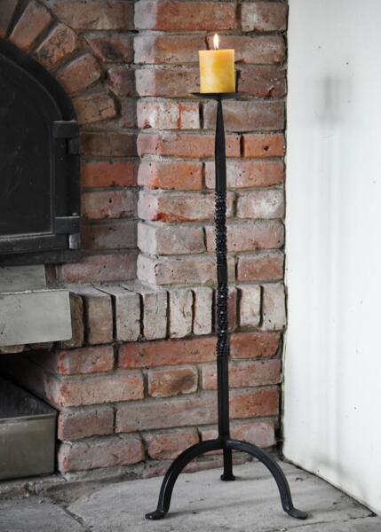 Håndsmedet fakkel-lysestage