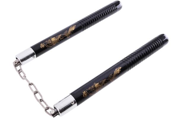 Nunchaku med dragemotiv – træ og stålkæde