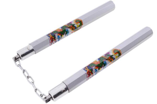 Nunchaku – gråt træ med dragemotiv