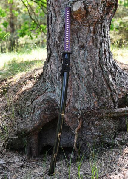 Tonbo Katana – Håndsmedet Katana