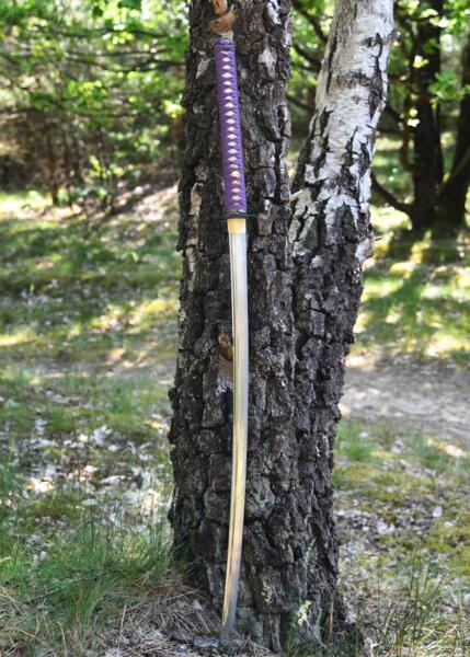 Tonbo Katana – Håndsmedet Katana