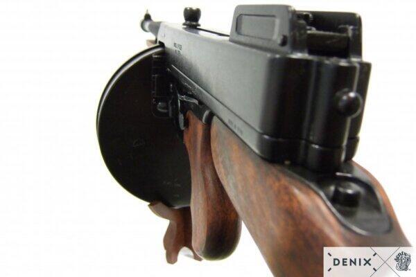 Replica maskinpistol M1 Thompson 1928