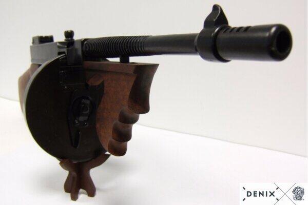 Replica maskinpistol M1 Thompson 1928